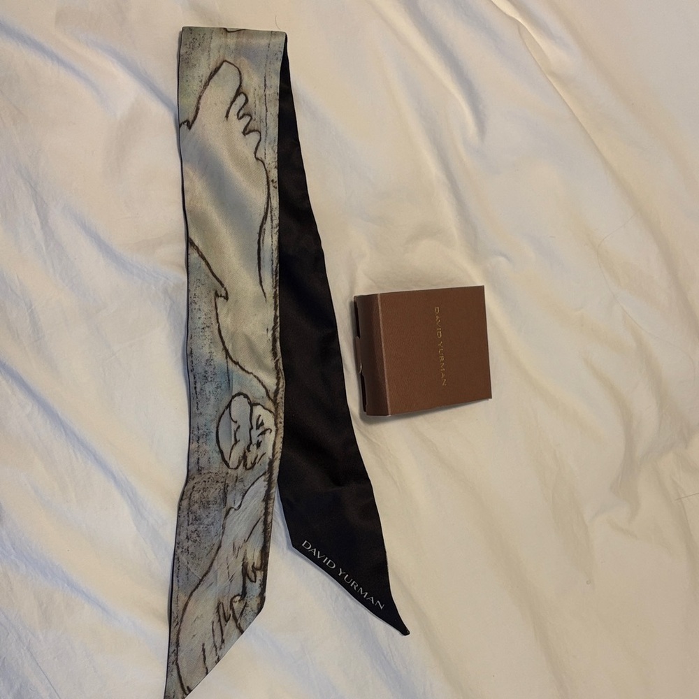 David Yurman Black and Gray Scarf holiday edition